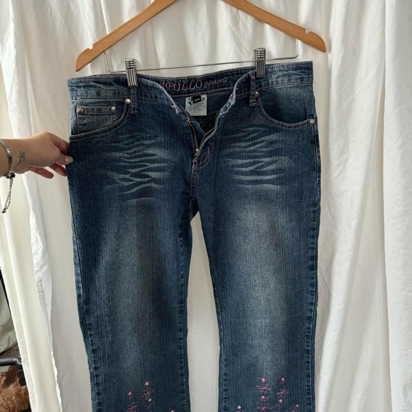 Apollo Jeans - pink rhinestone and stitching collectible jeans - size 13/14 - Picture 3 of 8